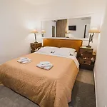 Apartamento Downtown Luxury With Hot Tub *