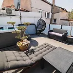 Downtown Luxury With Hot Tub Vodice