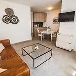 Downtown Luxury With Hot Tub * Vodice