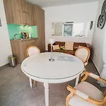 Apartamento Downtown Luxury With Hot Tub *