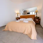Apartment Downtown Luxury With Hot Tub Vodice