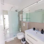 Apartman Downtown Luxury With Hot Tub Vodice