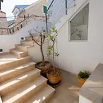 Downtown Luxury With Hot Tub Vodice