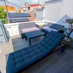 Downtown Luxury With Hot Tub Apartman *