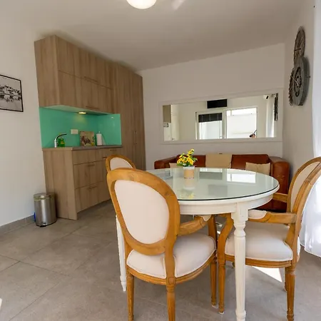 Apartman Downtown Luxury With Hot Tub *