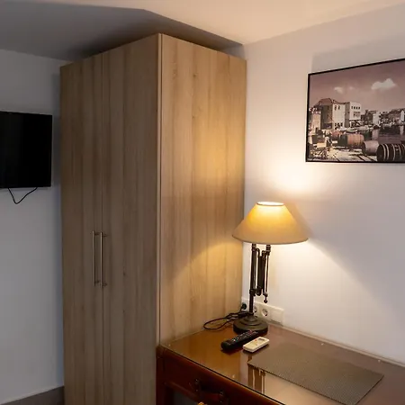 Lägenhet Downtown Luxury With Hot Tub Vodice