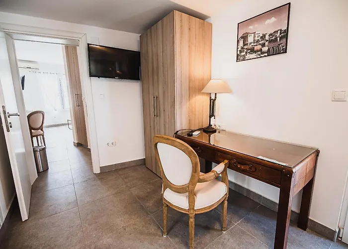 Apartment Downtown Luxury With Hot Tub *