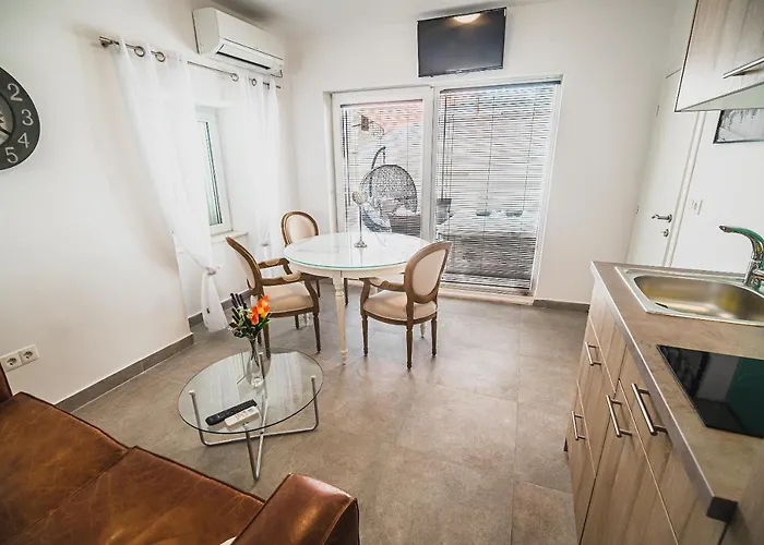 Apartament Downtown Luxury With Hot Tub *