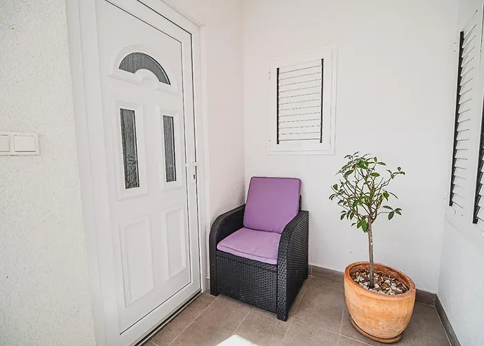 Downtown Luxury With Hot Tub * Vodice